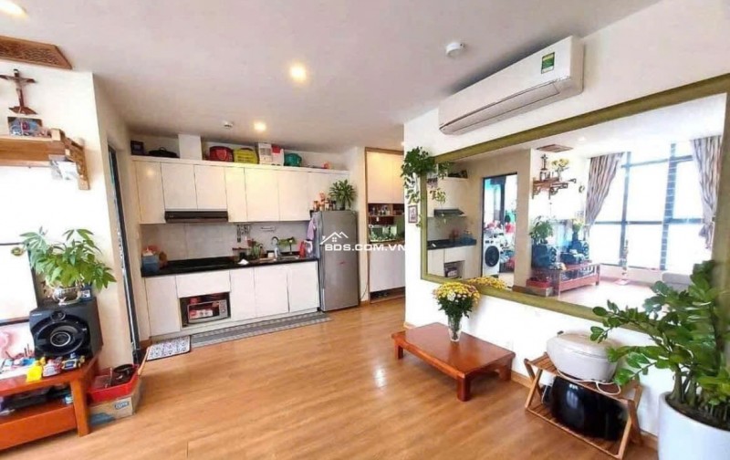 C/c Phúc Yên, Phan Huy Ích, P15, TB, 115m2, 3Pn, 2WC, Nội thất, 12tr/tháng.