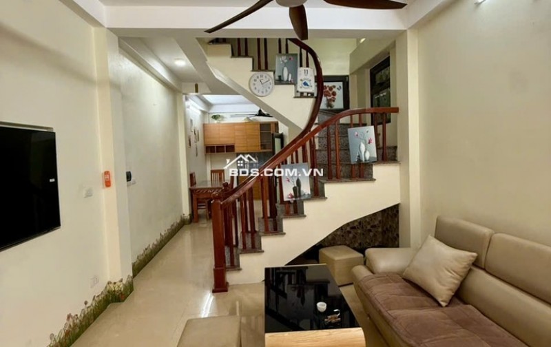  DUY NHẤT 1 CĂN - DÂN TỰ XÂY - SÀI ĐỒNG 3 tầng – 41.5m² – thoáng trước sau – giá chỉ 5.x tỷ 