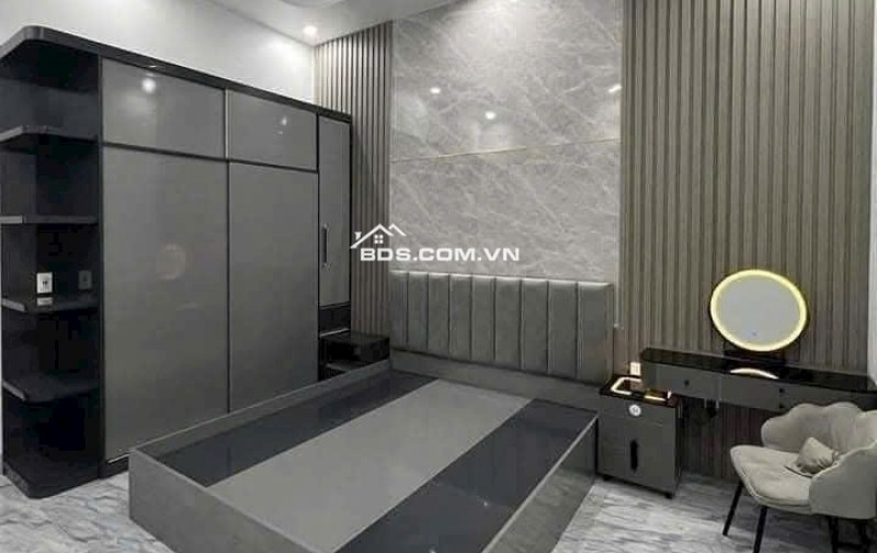 Hàng đầu tư cho ace