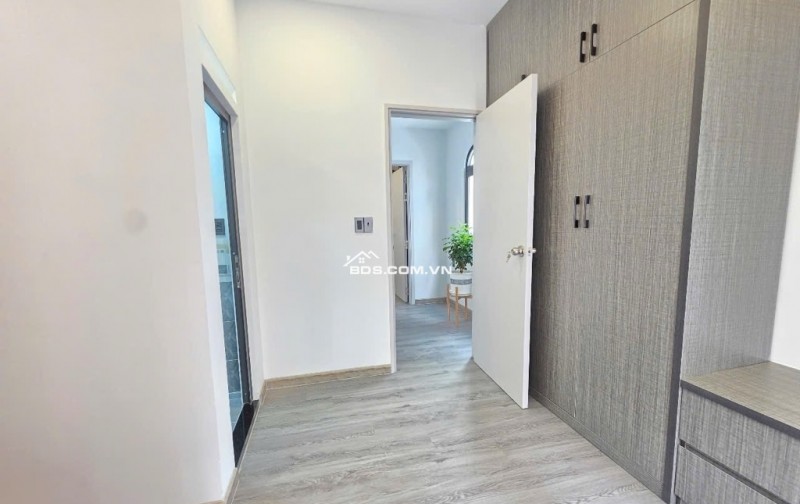 HẺM 4M THÔNG RA LÊ VĂN SỸ - DT: 5m * 11m – GIÁ CHỈ 7.6 TY