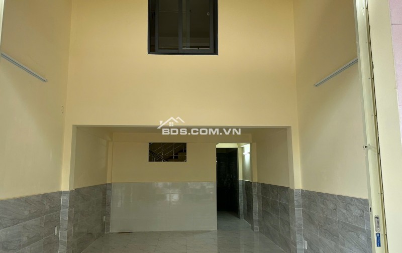 CHO THUÊ NHÀ NGUYÊN CĂN – 2 TẦNG + 1 TẦNG LỬNG – VỊ TRÍ SIÊU ĐẸP, HIẾM