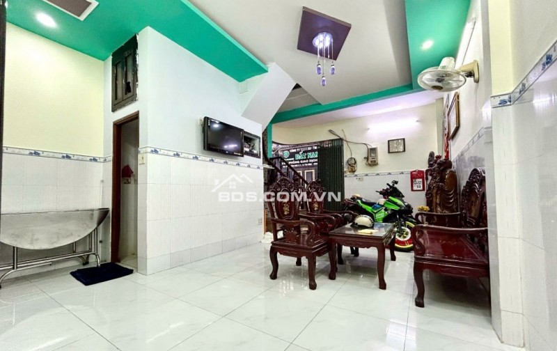 Bán nhà trong ngõ Bàu Cát, Tân Bình: 60m2, sổ đỏ chính chủ, giá chỉ 7 tỷ - Mới tháng 8, 2025