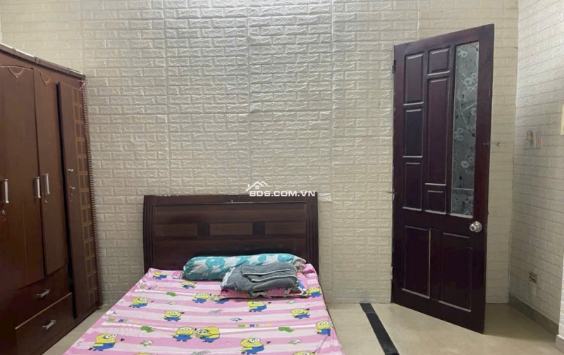 + Sơn Trà, Bán dãy nhà trọ 2 mặt tiền đường 10,5m và 7,5m, gần trường PTTH Tôn Thất Tùng.