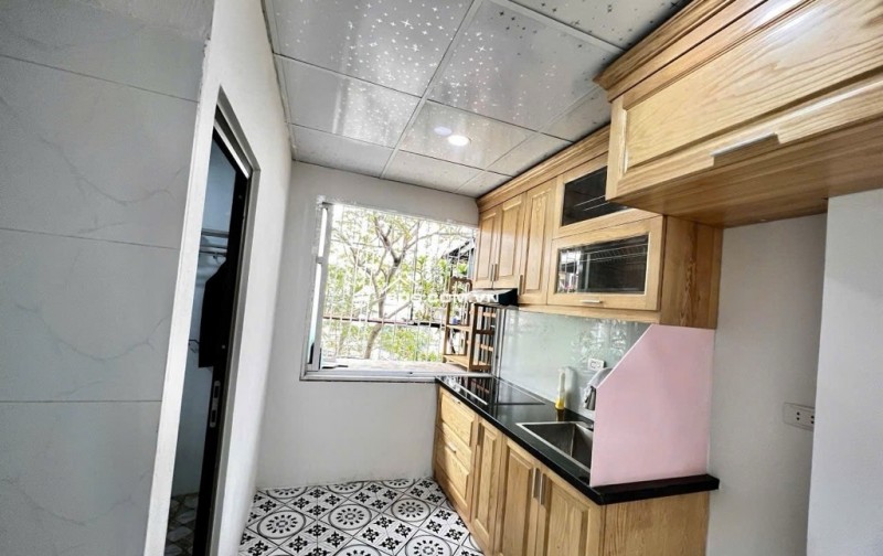 BÁN TẬP THỂ QUỲNH MAI – Ô TÔ ĐỖ CHÂN CẦU THANG – TIỆN ÍCH NGẬP TRÀN – NHỈNH 2 TỶ