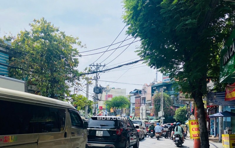 BÁN NHÀ MẶT TIỀN ĐƯỜNG ĐỒNG ĐEN-KHU BÀU CÁT- Q. TÂN BÌNH-NGANG 7M #14