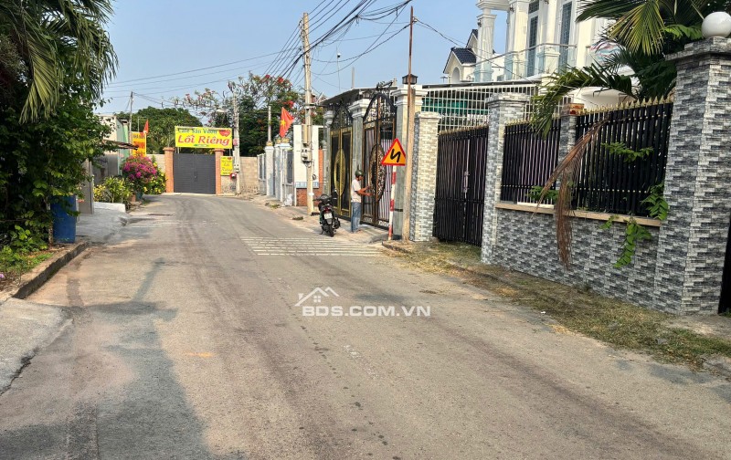 Bán đất nền 500,8 m² mặt tiền ĐX142 TP. Thủ Dầu Một, Bình Dương