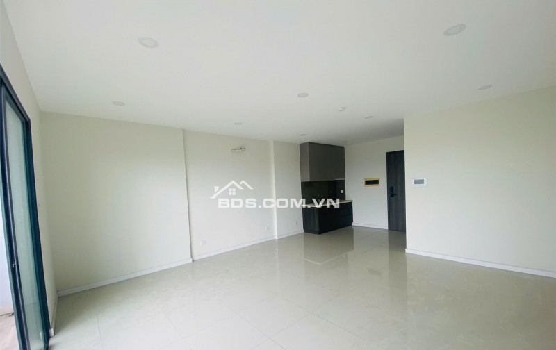 Căn hộ Lavida Plus Q7 giá hời! 43m2, 1PN, tầng 11 view đẹp, sổ hồng trao tay, chỉ 2.8 tỷ - LH 0938772167