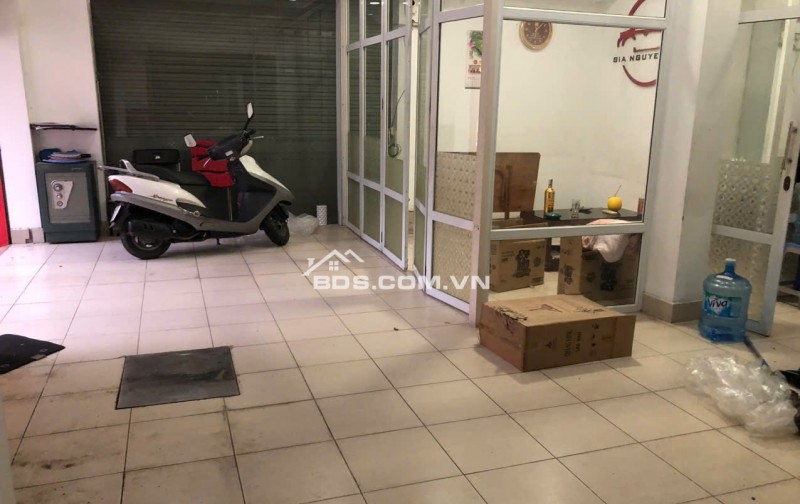 Cho thuê nhà 2 mặt tiền Nguyễn Văn Cừ Bồ Đề, vỉa hè rộng 20m, thích hợp kinh doanh ô tô & cà phê