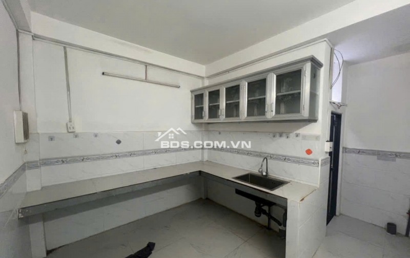 SÁT MẶT TIỀN  PHÚ THỌ HÒA, TÂN PHÚ: 82M2, 2 TẦNG, 3PN, CHỈ NHĨNH 8 TỶ ,SỔ HỒNG RIÊNG - SANG TÊN NHANH