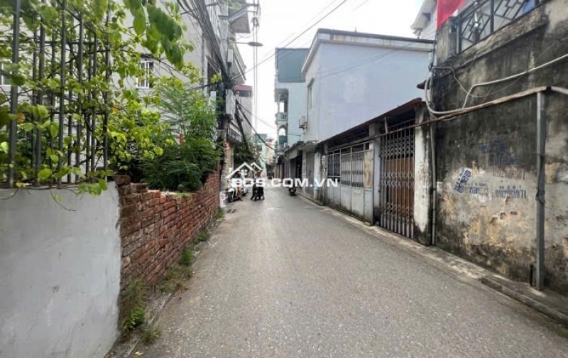CHỈ HƠN 8 TỶ! NHÀ 6 TẦNG MỚI TINH TẠI THẠCH BÀN - THANG MÁY NHẬP KHẨU - GẦN HỒ ĐIỀU HOÀ!