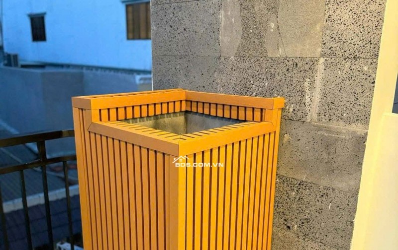 CẦN TIỀN BÁN GẤP CĂN NHÀ 1 TRỆT 2 LẦU THIẾT KẾ SANG TRỌNG, BÁN NHANH CHO KHÁCH THIỆN CHÍ