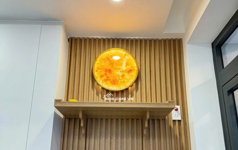 CẦN TIỀN BÁN GẤP CĂN NHÀ 1 TRỆT 2 LẦU THIẾT KẾ SANG TRỌNG, BÁN NHANH CHO KHÁCH THIỆN CHÍ