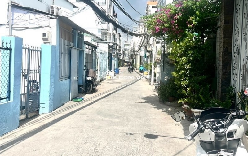Bán Gấp Nhà Hẻm Võ Thị Nhờ, Q7: 76m2, 3 Tầng, 5PN, Giá Chỉ 6.8 Tỷ