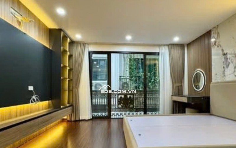 Nhà Tây Hồ 2 thoáng, 32 m, 5 tầng, oto ngủ trong nhà, nhà đẹp ở ngay!