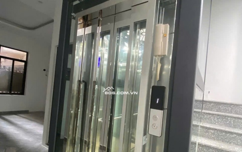 Tứ Liên, Tây Hồ cực hiếm mới xây cần bán gấp, 64m. 5 tầng thang máy xịn xò!