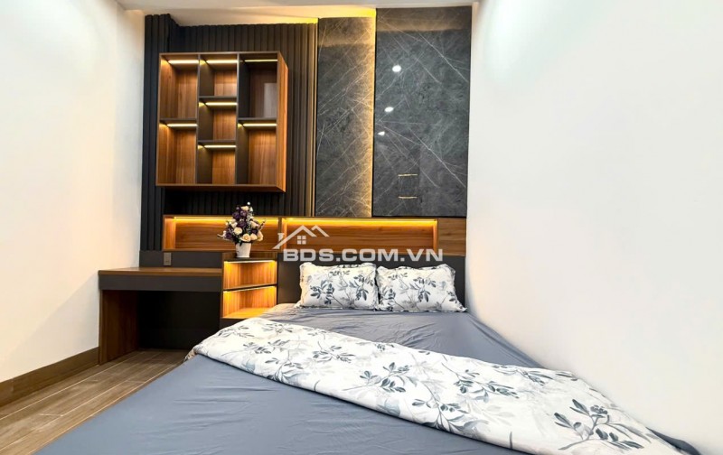 2 Căn nhà liền kề mới 100% . Ngay Khu Trung Nguyên - Nguyễn Đình Chiểu - Nguyễn Khuyến 4x21  tc 100% 
Giá 4.500.000.000 
Vị Trí nằm đối diện Khu