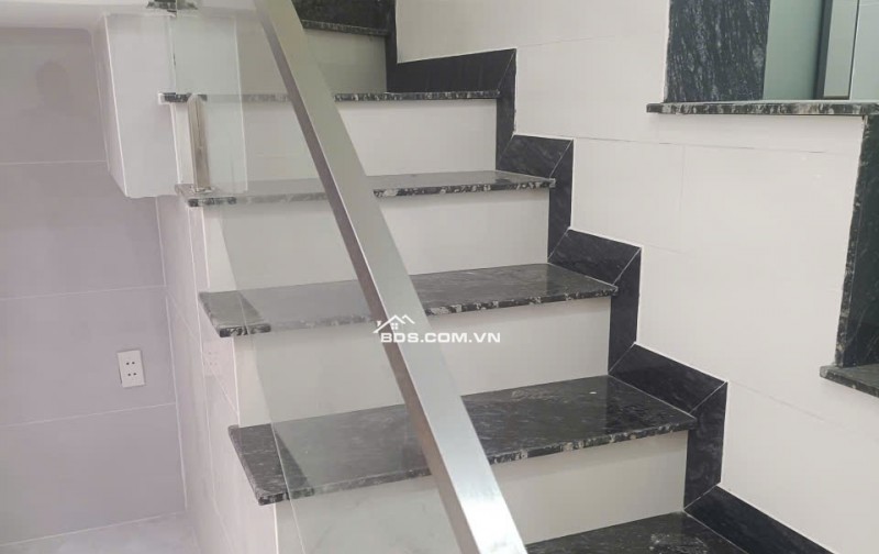 NHÀ RIÊNG CỰC ĐẸP TẠI LÊ VĂN KHƯƠNG, HIỆP THÀNH, Q12, TP.HCM