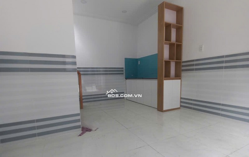 NHÀ BÁN 1 LẦU – GẦN MẶT TIỀN NGUYỄN VĂN QUÁ – CHỈ 1.4 TỶ. LH:0984295419.