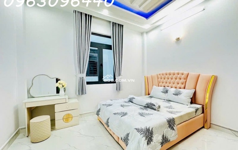 Nhà phố đẹp hẻm xe hơi, khu dân cư đồng bộ – gần Quận 7, đường Huỳnh Tấn Phát