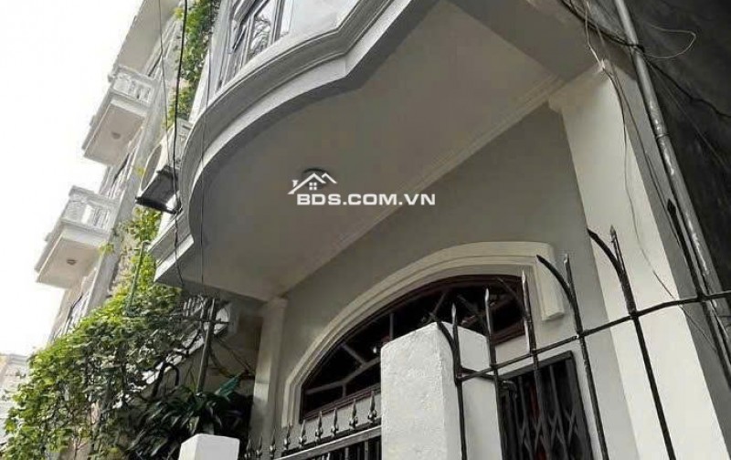 Nhà Tây Hồ 55m, cực hiếm oto qua nhà, mặt .tiền.5.2 đẹp!