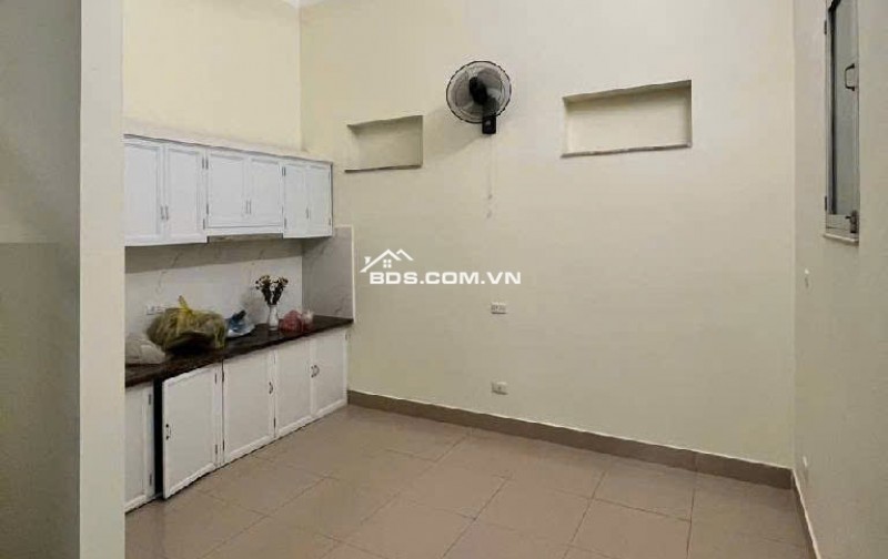 Nhà Tây Hồ 55m, cực hiếm oto qua nhà, mặt .tiền.5.2 đẹp!