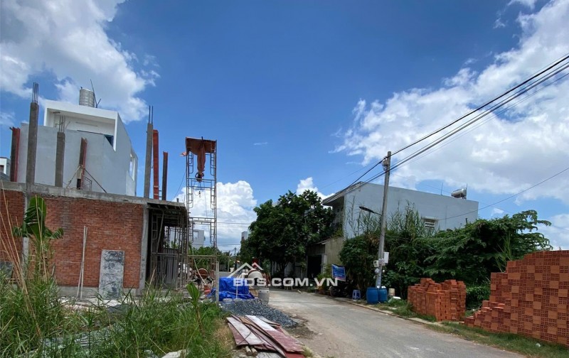 BÁN ĐẤT PHÂN LÔ 150M² FULL THỔ CƯ – HẺM XE TẢI TRÁNH ĐƯỜNG VÕ VĂN HÁT – P. LONG TRƯỜNG, Q9 – GIÁ CHỈ 5.3 TỶ