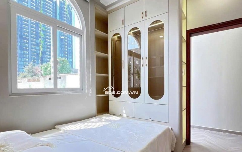 TINH HOA PHÂN KHÚC 8 T.Ỷ NHỈNH - TRUNG TÂM PHƯỜNG PHÚ THUẬN, QUẬN 7