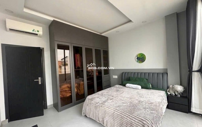 NGAY KHU CHẾ XUẤT TÂN THUẬN, PHƯỜNG TÂN THUẬN (MỚI) NHÀ 2 TẦNG 4PN- 90M2 - nhỉnh 6 tỷ