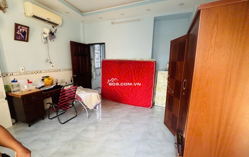 Bán nhà trong ngõ Vườn Lài, sổ đỏ chính chủ, nhỉnh 6 tỷ - mới tháng 8, 2025