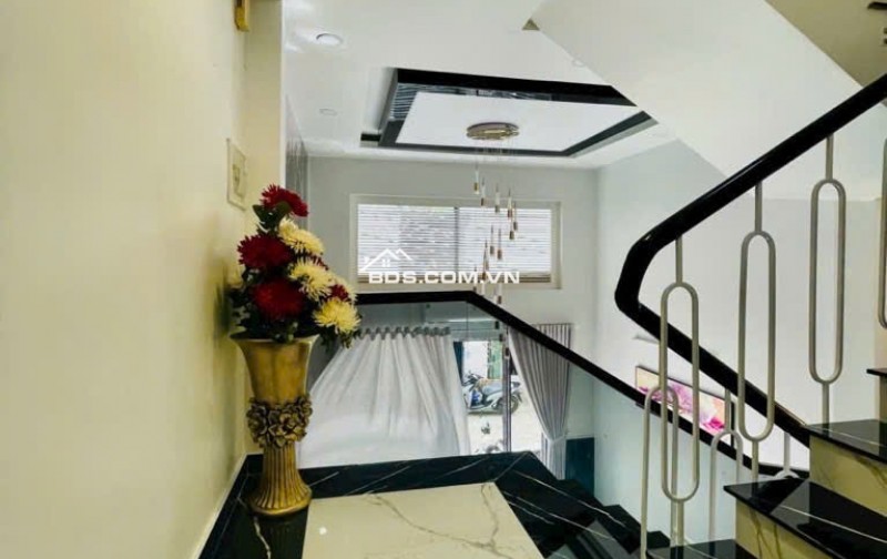 Nhà Mặt Phố Dương Cát Lợi, Nhà Bè - Giá Hời 6.1 Tỷ, 52m2, 5 Tầng, Sổ Đỏ