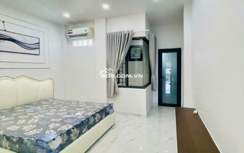 Nhà Mặt Phố Dương Cát Lợi, Nhà Bè - Giá Hời 6.1 Tỷ, 52m2, 5 Tầng, Sổ Đỏ