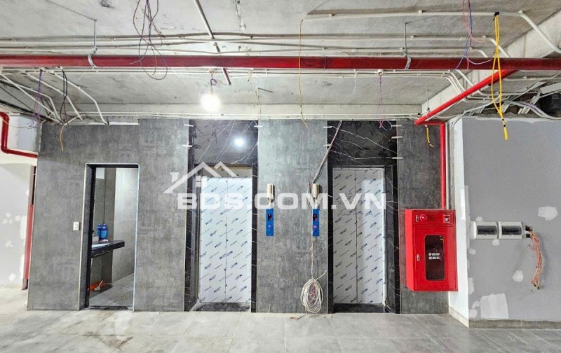 Bán toà VP mặt phố Vũ Tông Phan, lô góc 3 thoáng, vỉa hè, 310m2 x 10 tầng x MT 11m 143 tỷ
