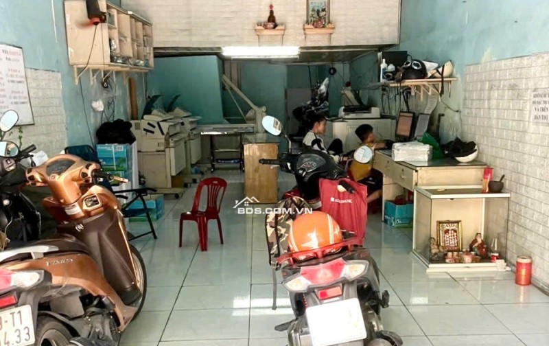 Quận 1- Mặt tiền Đinh Tiên Hoàng- 76M2- NHÀ CŨ TIỆN XÂY MỚI 5 Tầng,vỉa hè 6m: 19 Tỷ. VŨ 0933910039