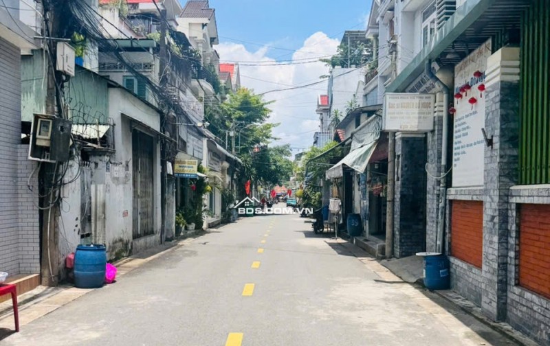 BÁN ĐẤT TẶNG DÃY TRỌ – NỞ HẬU – KINH DOANH VIP – ĐƯỜNG LÊ THỊ HOA, BÌNH CHIỂU THỦ ĐỨC