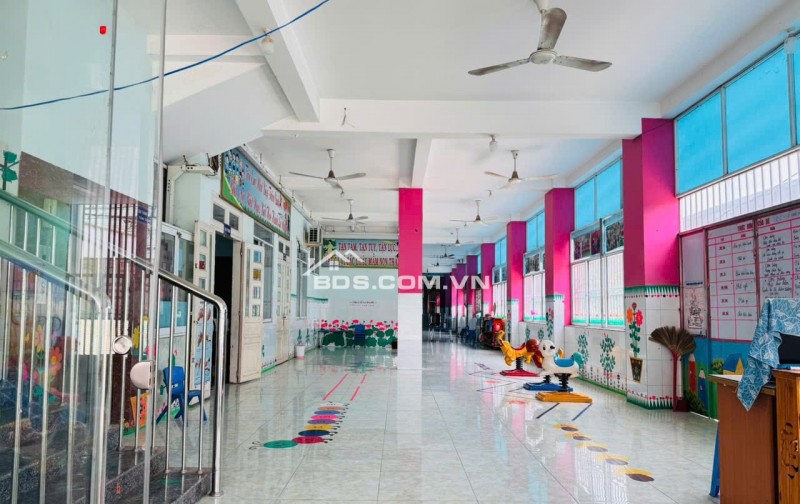 BÁN GẤP  TRƯỜNG MẦM NON ĐANG HOẠT ĐỘNG – BÌNH CHUẨN, THUẬN AN