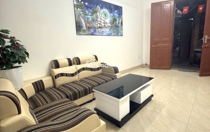 VĨNH PHÚC BA ĐÌNH-DT 30M GIÁ 7 TỶ 700-NHÀ ĐẸP,LÔ GÓC,BA GÁC ĐỖ,CÁCH Ô TÔ 50M,NGÕ THÔNG