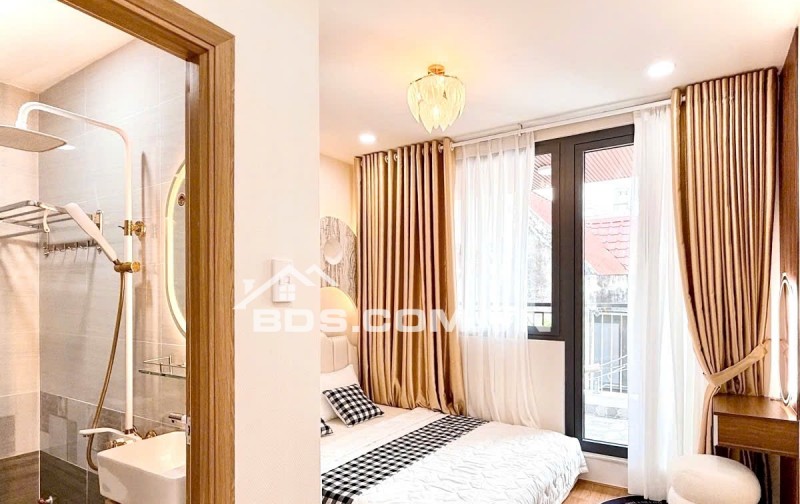 4 Tỷ nhỉnh: Nhà Quận 3- ngay bờ kè Hoàng Sa- Ngang gần 4m, 3 Tầng Full nội thất mới. VŨ 0933910039