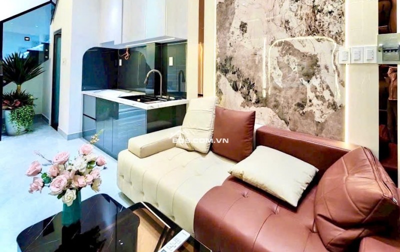Nhà Quận 3- hẻm xe tải Nguyễn Thiện Thuật- Ngang hơn 3m- 4 tầng Full nội thất: 5 tỷ hơn. 0933910039