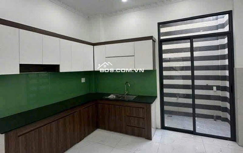 Bán Nhà Mặt Phố Đào Tông Nguyên, Nhà Bè – 4x20m, 4 Tầng, Sổ Đỏ, Giá Chỉ 6.8 Tỷ