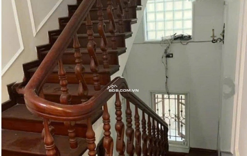 Biệt thự sân vườn Lưu Hữu Phước, DT200m2 x 4T x MT10m, ô tô chạy quanh nhà,giá chào 72 tỷ