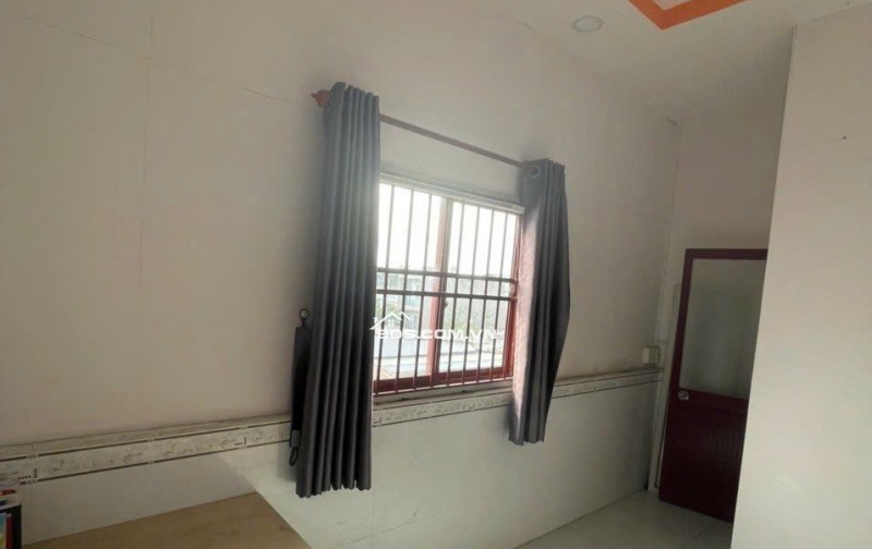 Nhà 1 Trệt 2 Lầu Tân Phú HCM – Gần Trung Tâm, Tiện Ích Đủ Đầy
