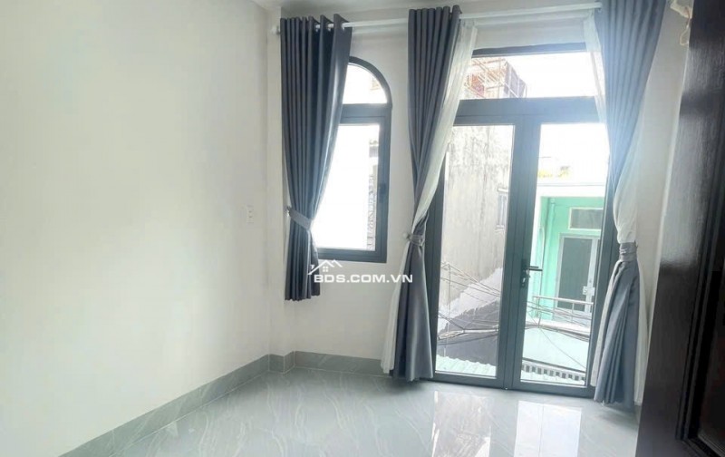 BÁN NHÀ Q6 THÔNG BÀ HOM RA CHỢ PHÚ LÂM, DT 3X11, CHỈ 4.5 TỶ. LH:0938135251.