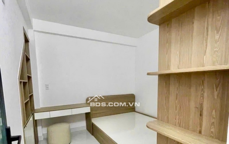BĐS Dòng Tiền 4 tầng - Trung Tâm Thành Phố - Giá 4.8 tỷ - Dòng Tiền 18 tr/tháng - Đường Nguyễn Du - Hải Châu