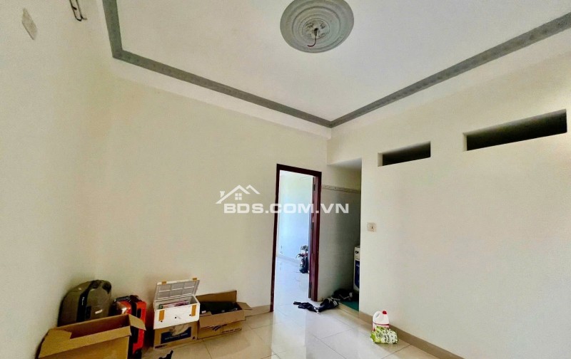 BĐS Dòng Tiền 4 tầng - Trung Tâm Thành Phố - Giá 4.8 tỷ - Dòng Tiền 18 tr/tháng - Đường Nguyễn Du - Hải Châu
