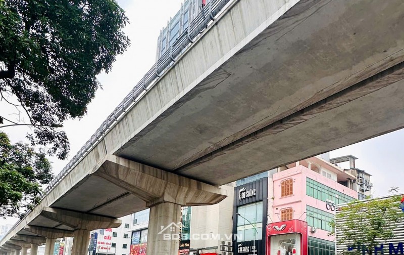 BÁN ĐẤT CẦU GIẤY - DƯƠNG QUẢNG HÀM - 110M MẶT TIỀN 6M NỞ HẬU 30M RA Ô TÔ TRÁNH - GIÁ ĐẦU TƯ
