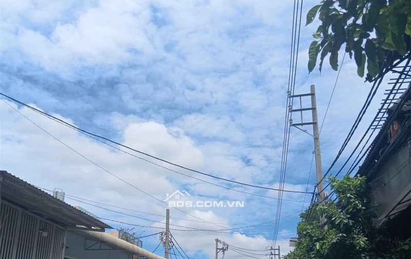 HẼM XE HƠI ĐƯỜNG 16 - LÊ TRỌNG TẤN, BÌNH TÂN:FULL NỘI THẤT  32M2, 2 TẦNG, 2PN, SỔ HỒNG, GIÁ CHỈ HƠN 3T
