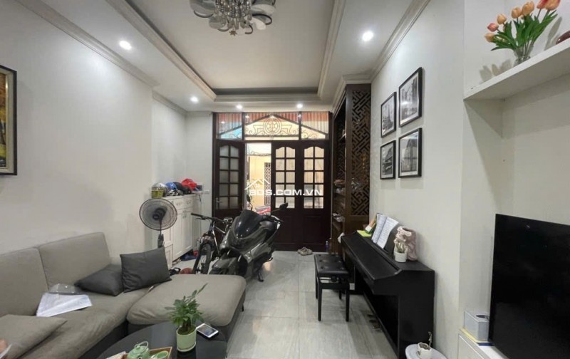 NHÀ MẶT PHỐ TRUNG TÂM QUẬN THANH XUÂN. 36x4T