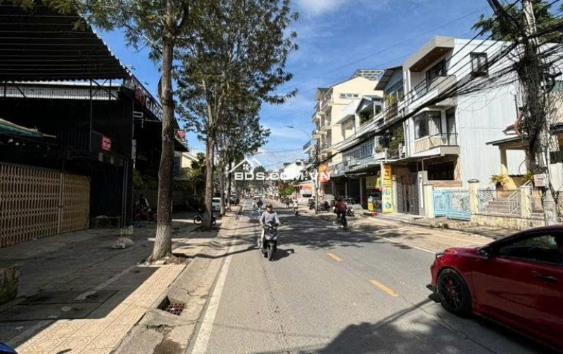 BÁN ĐẤT HOÀNG DIỆU P5 ĐÀ LẠT - 302M2, HẺM XE MÁY, TRUNG TÂM - 16 TỶ