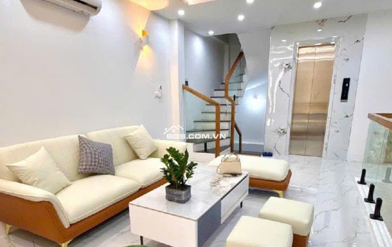 SIÊU HOT HIT HÀNG HIẾM BAY TRONG NGÀY - TRUNG TÂM THANH XUÂN - NGÕ VIP. 41x6 tầng.