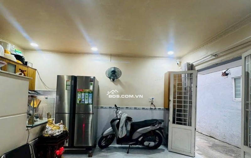 HÀNG MỚI VỀ NHỎ XINH ĐẦY ĐỦ CÔNG NĂNG. NGANG LÊN 5 M